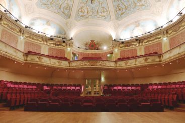 DECEMBER 15, 2018<br>Orfeo 55<br><font size="2">Théâtre d'Arras, Arras, France</font>