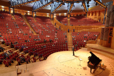MAY 25, 2021 <br>Virtual concert<br>Gürzenich-Orchester Köln<br><font size="2">Köln, Philharmonie, Germany</font>