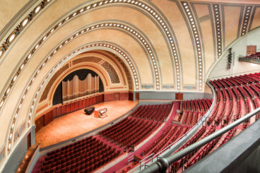 MARCH 12, 2022<br>The Philadelphia Orchestra<br><font size="2">Hill Auditorium, Ann Harbor, United States</font>